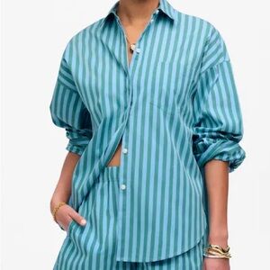 Madewell NWT Boxy Button Up Shirt in Stripe Size Medium Bayside Stripe Cool Aqua